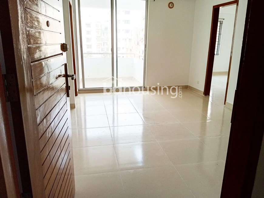 1520 Sft almost New apartment , Apartment/Flats at Bashundhara R/A