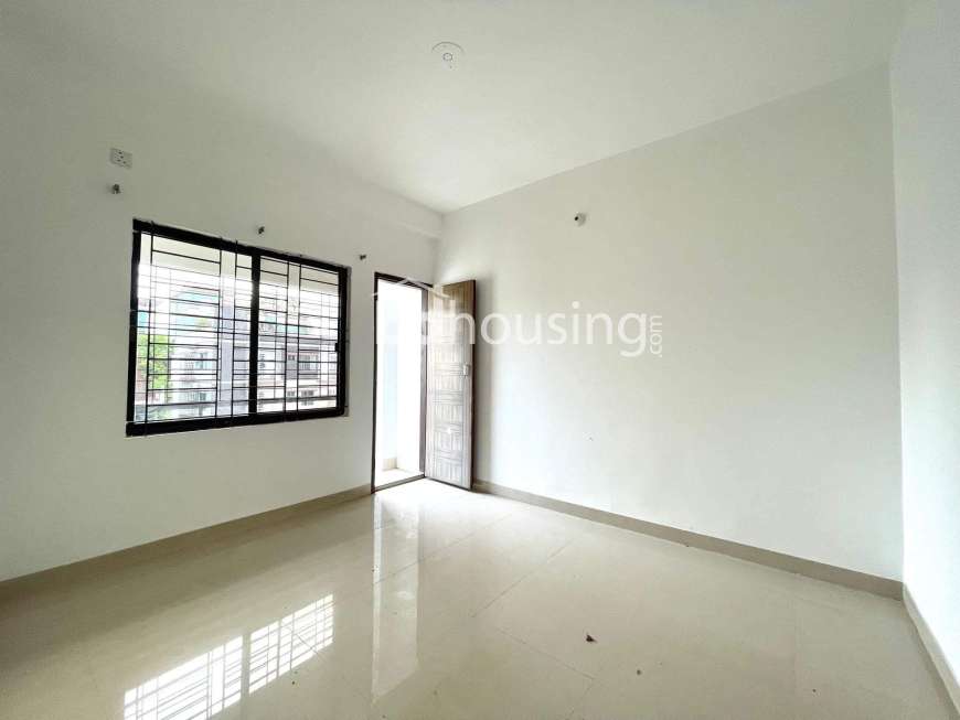 1565 Sft almost New , Apartment/Flats at Bashundhara R/A