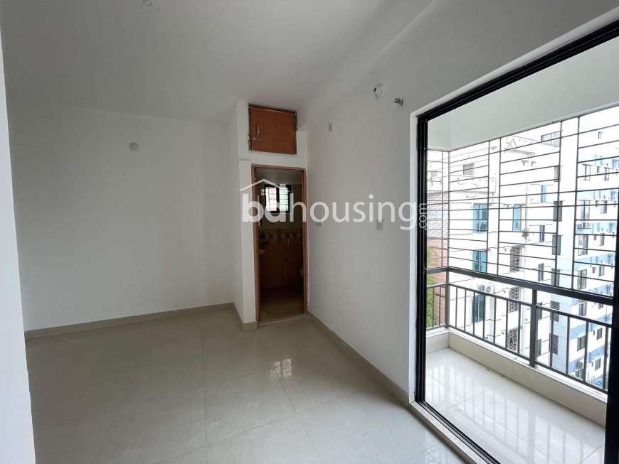 1565 Sft almost New , Apartment/Flats at Bashundhara R/A