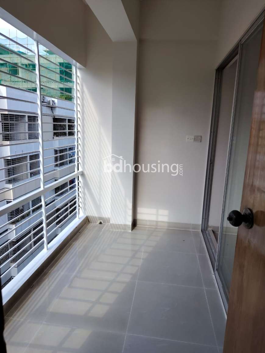 Amity, Apartment/Flats at Bashundhara R/A