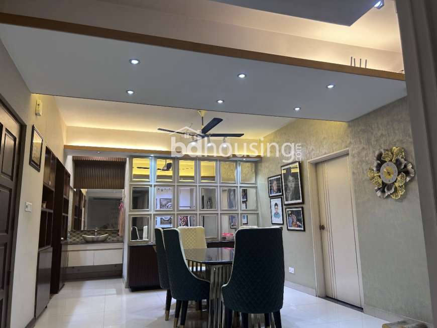 3 Bed, 5 Bath Duplex Flat Rent, Nikunja 2, Apartment/Flats at Nikunjo