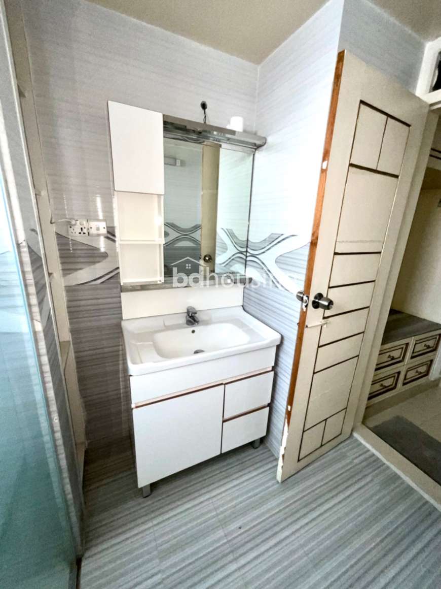 Luxurious Furnished Apartment for Rent – Baridhara Diplomatic Zone, UN Road, Apartment/Flats at Baridhara
