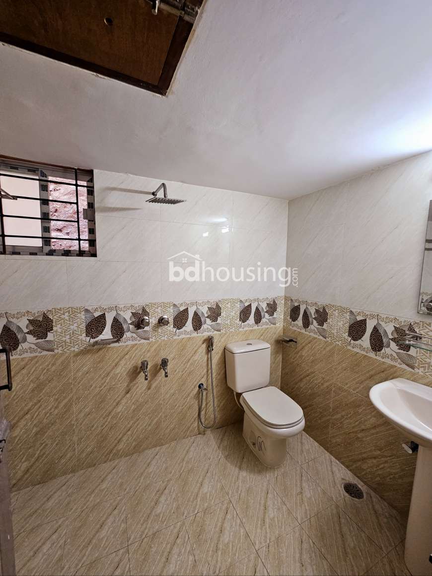C.V, Apartment/Flats at Malibag