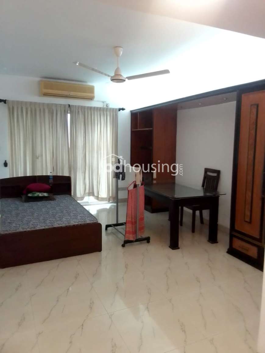 Baridhara, UN Road, 4 Bed Flat Rent!, Apartment/Flats at Baridhara