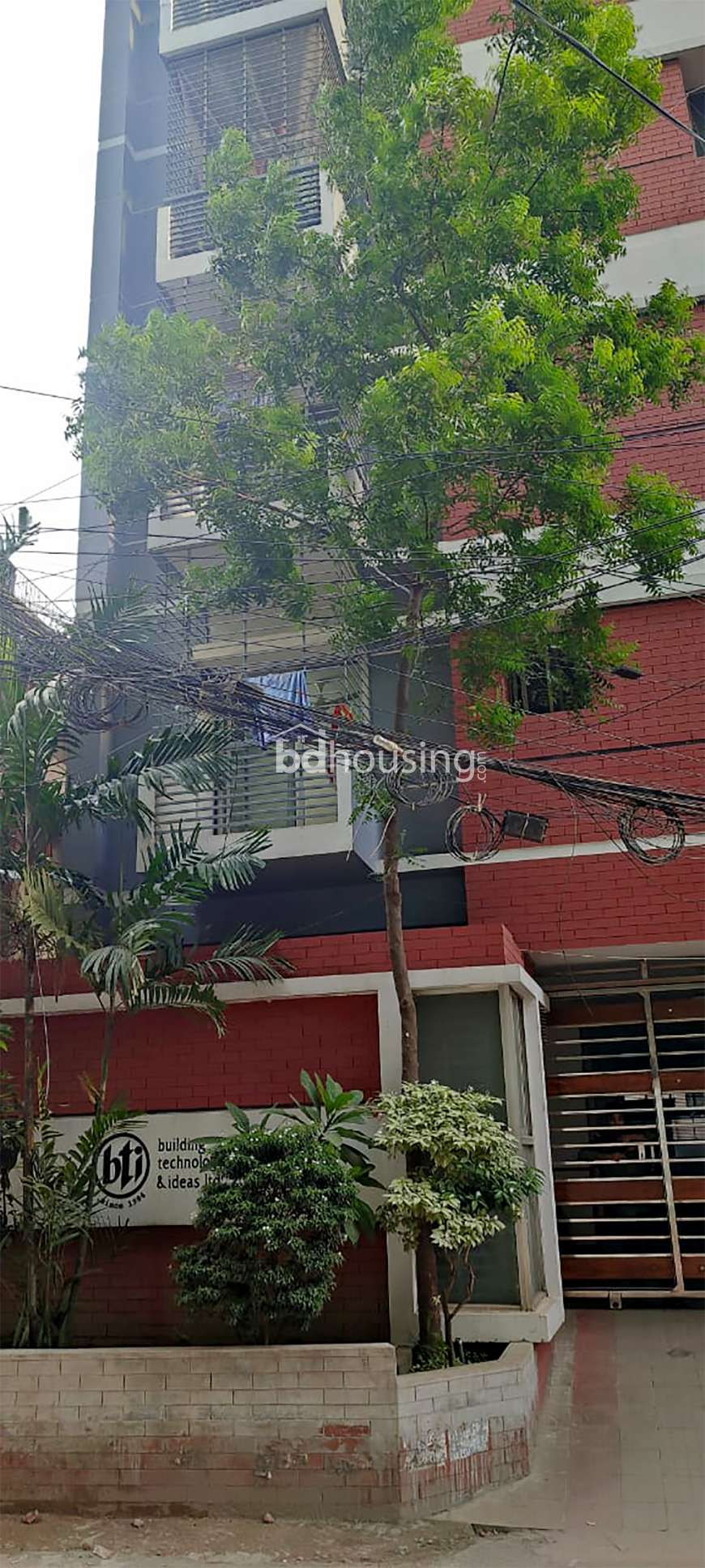 New Eskaton, Dilu Road, Apartment/Flats at Moghbazar