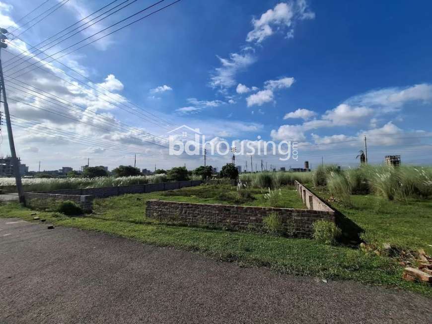Block - N / 200 ft road Corner Plot, Residential Plot at Bashundhara R/A
