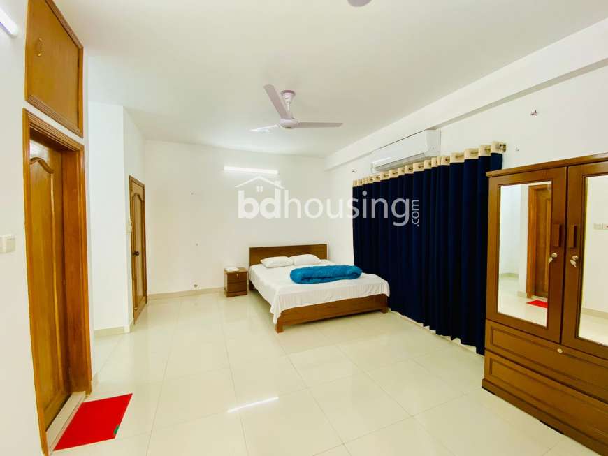 Furnished 3-Bedroom Flat Rent in Bashundhara R/A,Dhaka, Apartment/Flats at Bashundhara R/A