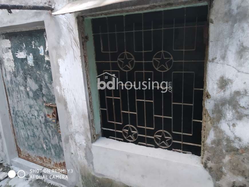 Rehana, Independent House at Jatrabari