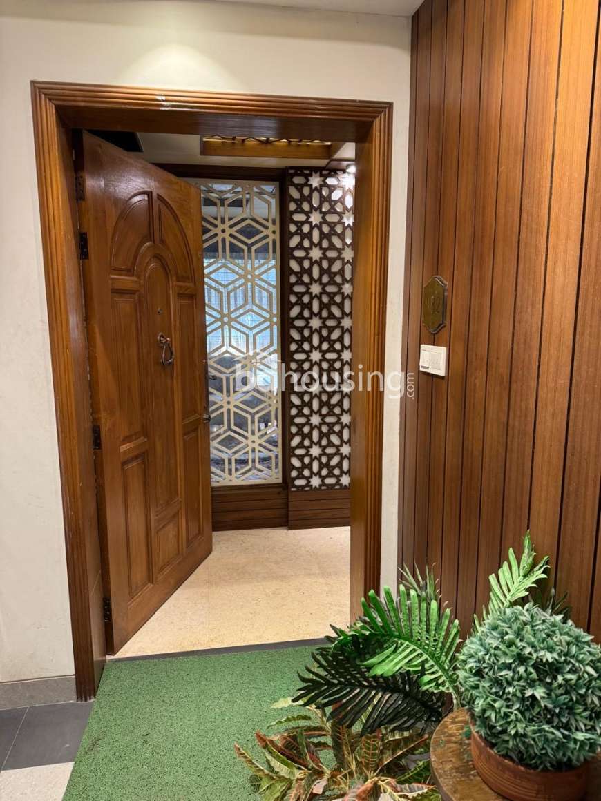 2400 Square feet, Fully Furnished Four Bedrrom flat, Apartment/Flats at Uttara