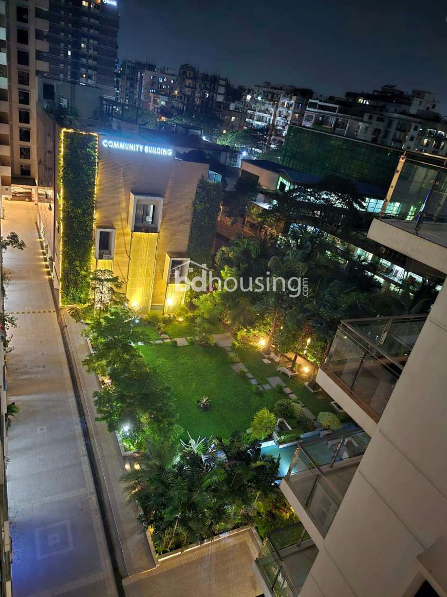 Rupayan Lake Castle, Apartment/Flats at Bashundhara R/A