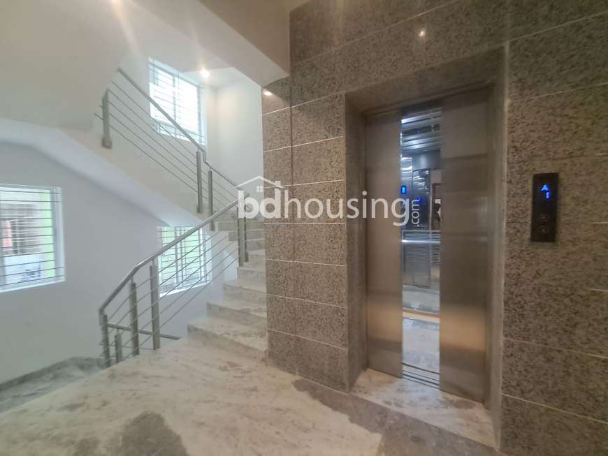 বসুন্ধরা আবাসিক এলাকায় ১৬২৫ বর্গফুট রেডি ফ্ল্যাট বিক্রয়, Apartment/Flats at Bashundhara R/A