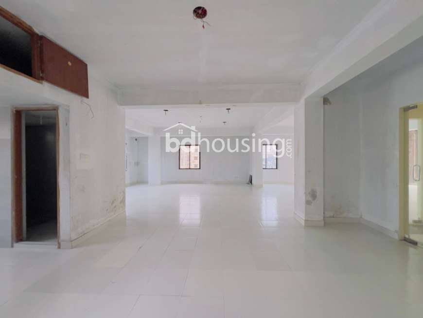 Shorobor, Office Space at Banasree
