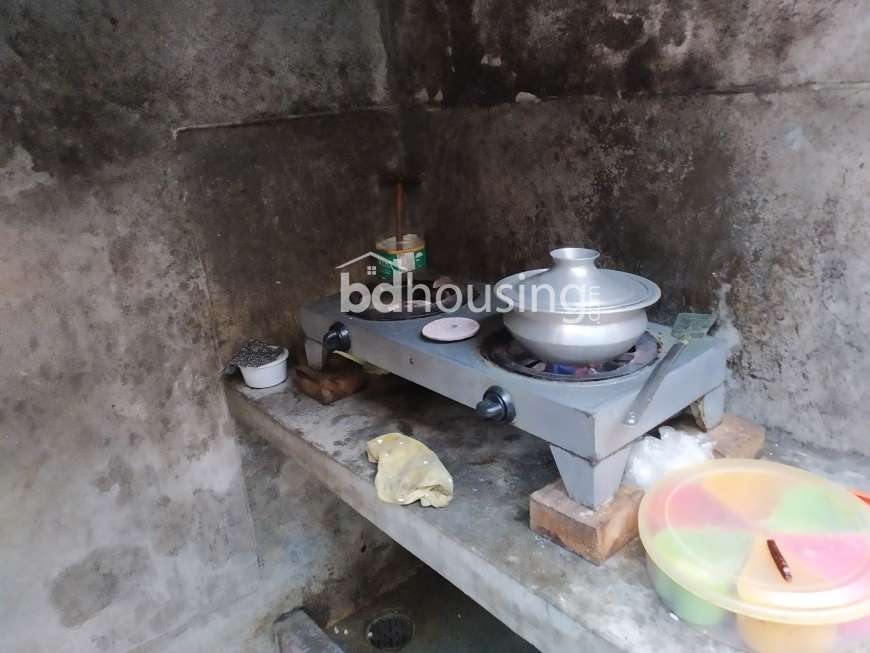 NA, Independent House at Jatrabari