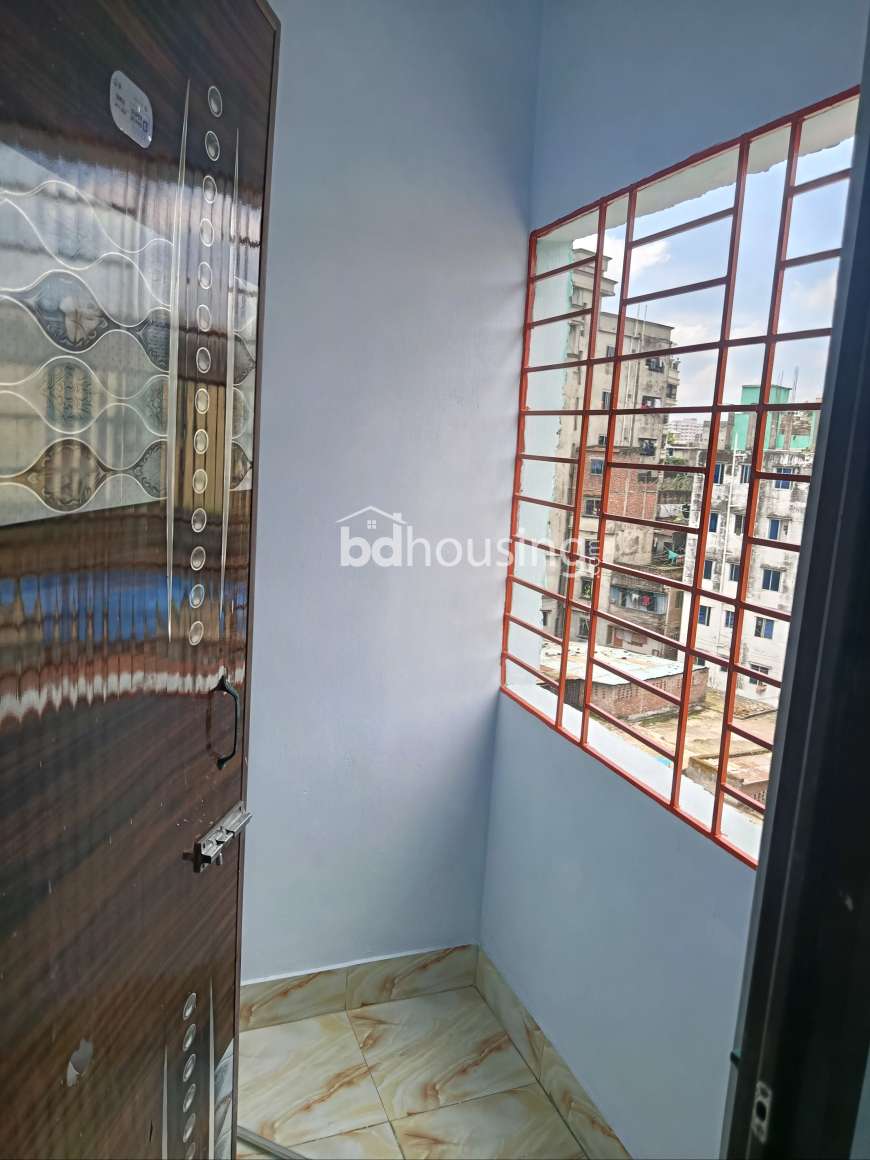 Flat  (5th Floor ) South Side. Beside Mainroad. , Apartment/Flats at Dholaikhal