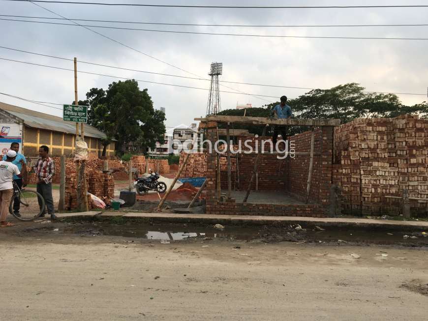 Adam Ali Bricks, Commercial Plot at Garden Road, Karwanbazar
