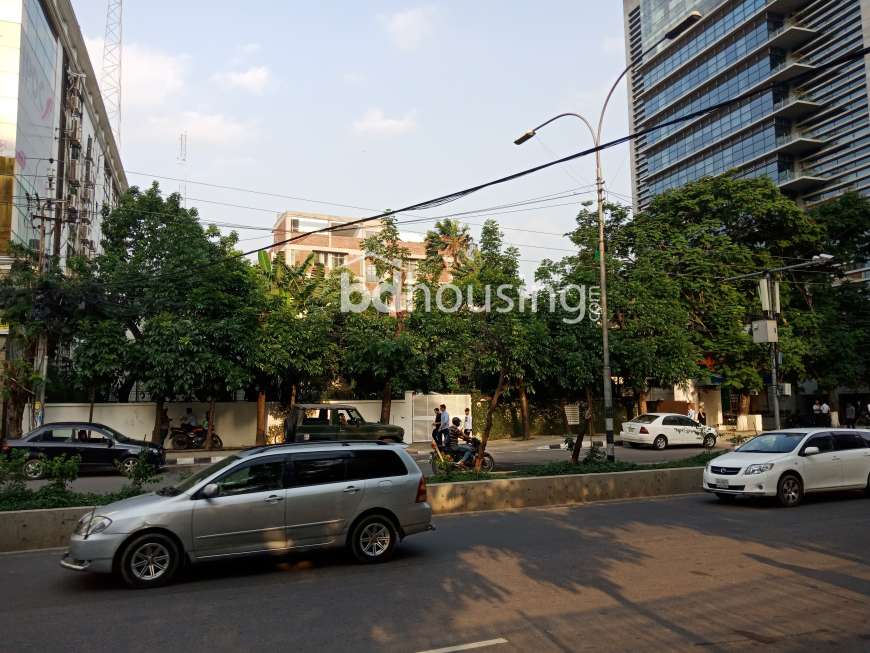 Commercial 20 katha land for Sale in Gulshan Avenue, Commercial Plot at Gulshan 02