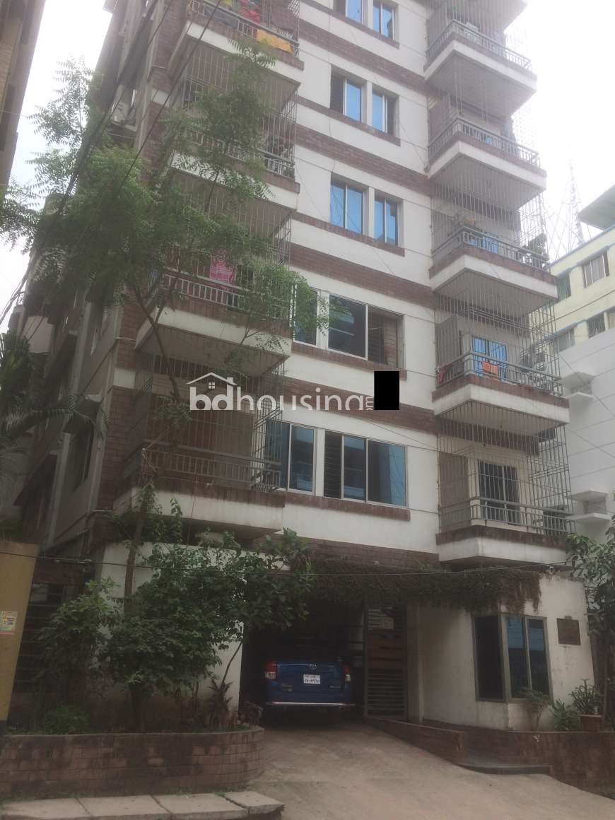 Ready Used Flat, Apartment/Flats at Banasree