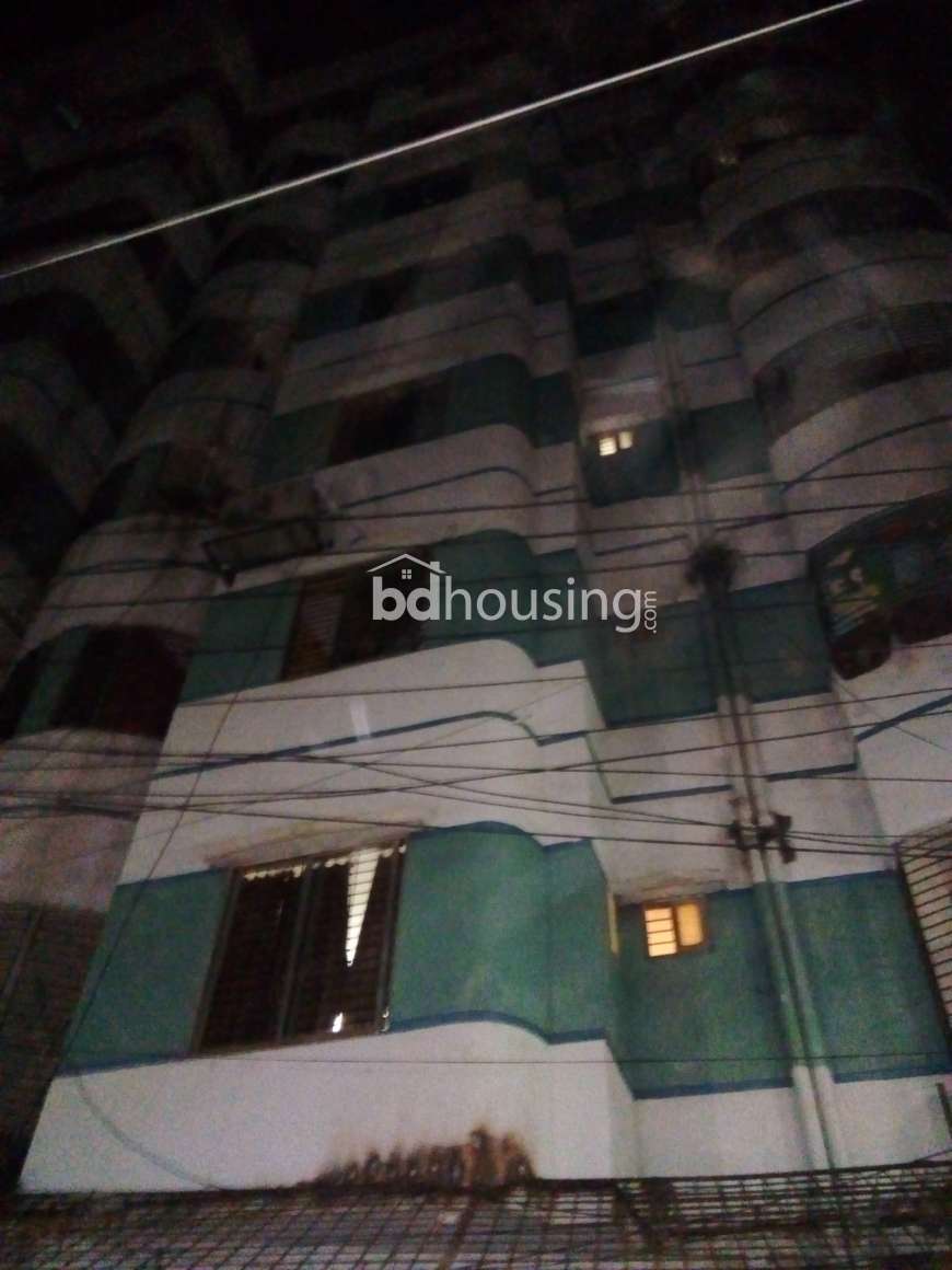 D H L, Apartment/Flats at Kazipara