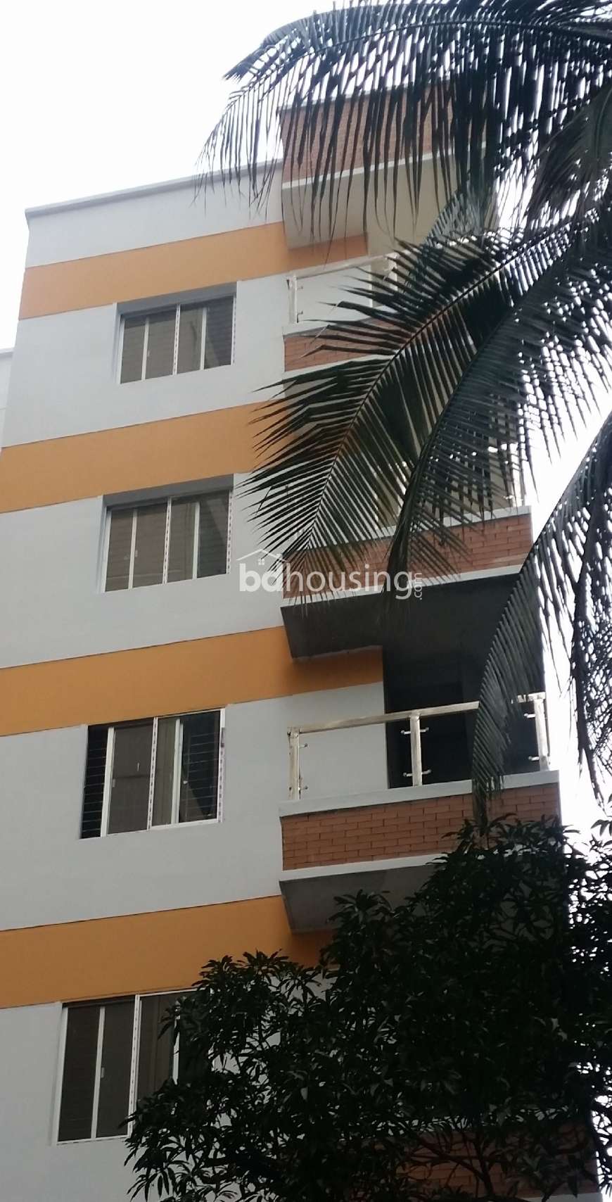 Kichukkhan Nibash, Apartment/Flats at Raja Bazar