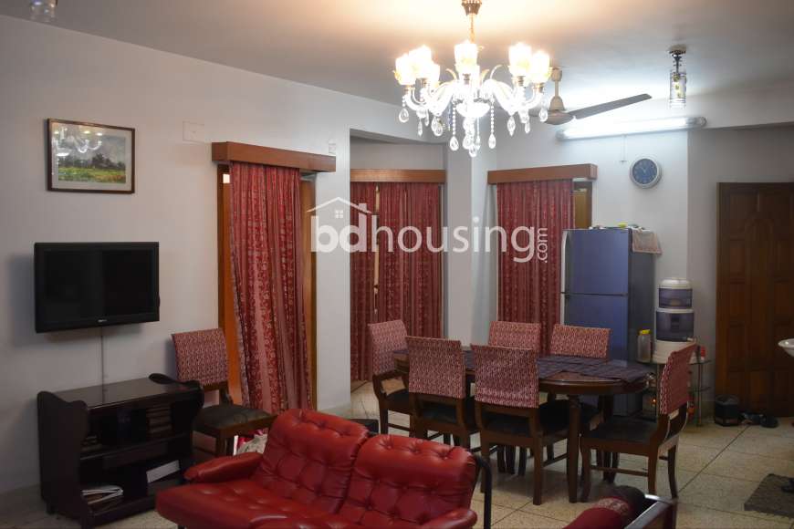 A used Flat Sale in Banglamotor, Apartment/Flats at Bangla Motor