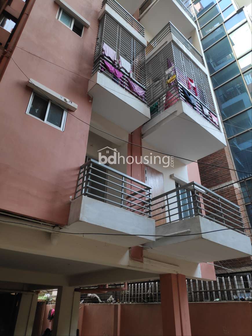 1336 Sqft. Ready Flat with GAS Connection , Apartment/Flats at Tejgaon
