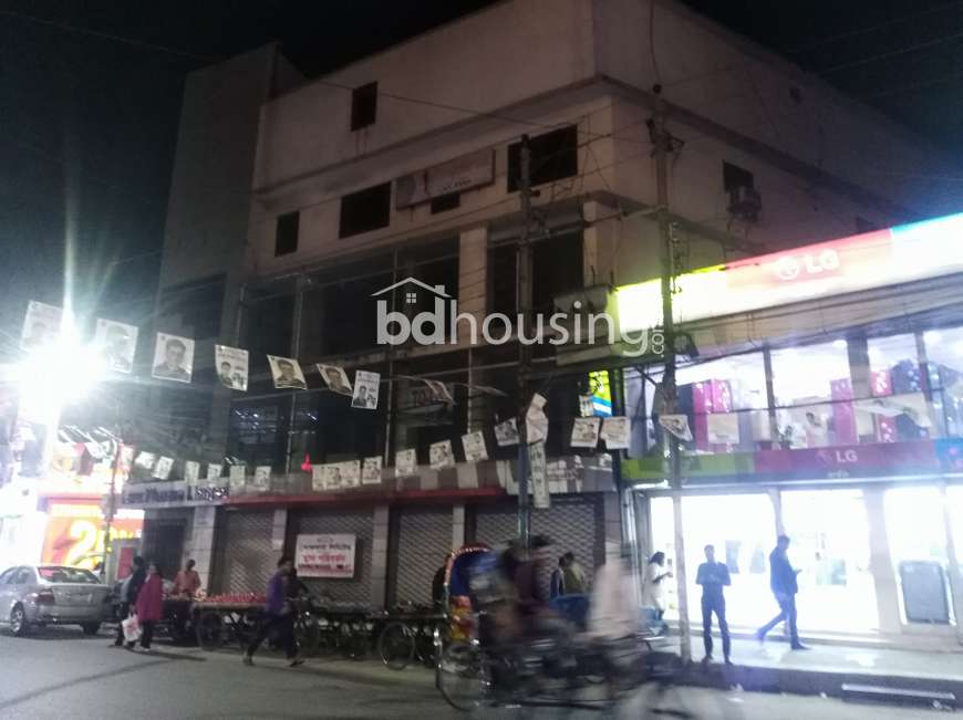 Independent Old House on 10 katha corner land, Residential Plot at Hatirpool