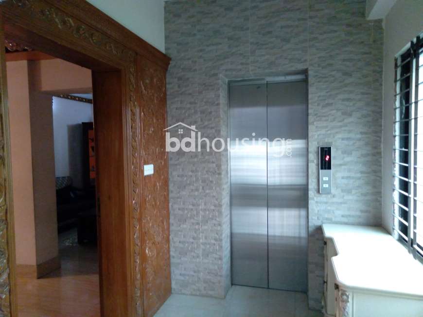 South Facing Used Flat for sale , Apartment/Flats at Niketon