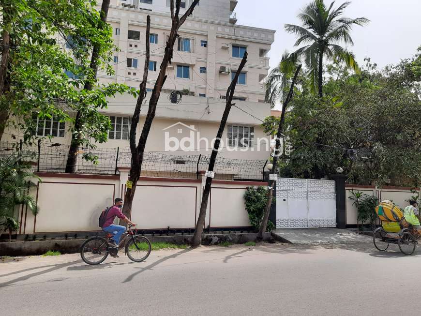 INDEPENDENT TWO  STORIED ATTRACTIVE HOUSE IN PRIME LOCATION IN CORNER PLOT IN GULSHANIS READY FOR RENTFROM JULY'2021, Independent House at Gulshan 02