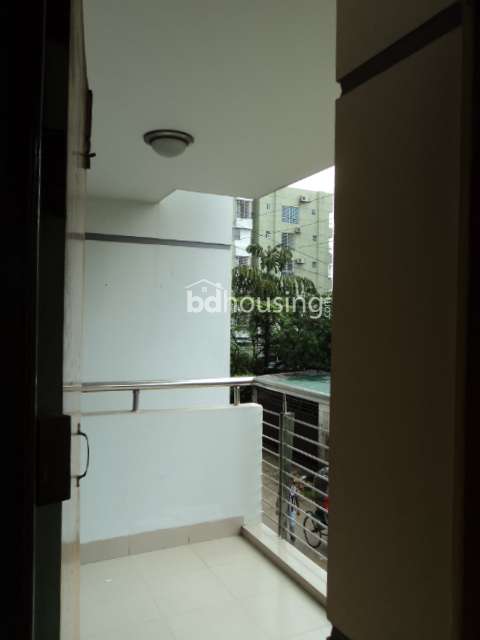Dosh Digonto, Apartment/Flats at Bashundhara R/A