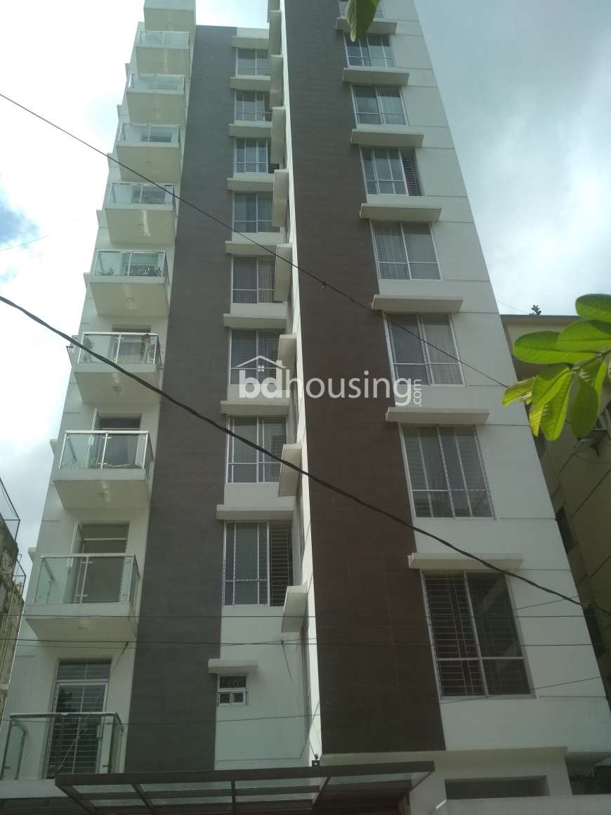 SINGLE UNIT PARK SIDE FLAT, Apartment/Flats at Uttara