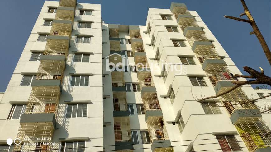 Amar Bari, Apartment/Flats at Bashundhara R/A