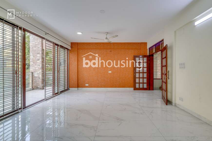 Semi-furnished (1011), Apartment/Flats at Gulshan 01