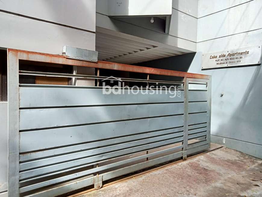 Gulshan Lake Side Apartments, Apartment/Flats at Gulshan 02