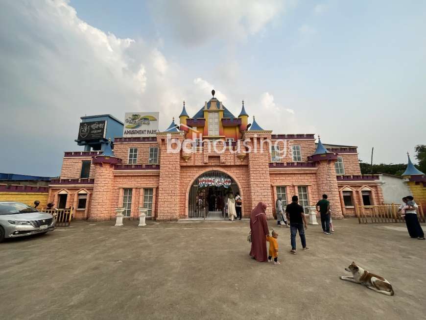 Wonderland Amusement Park Restaurant, Showroom/Shop/Restaurant at Madani Avenue