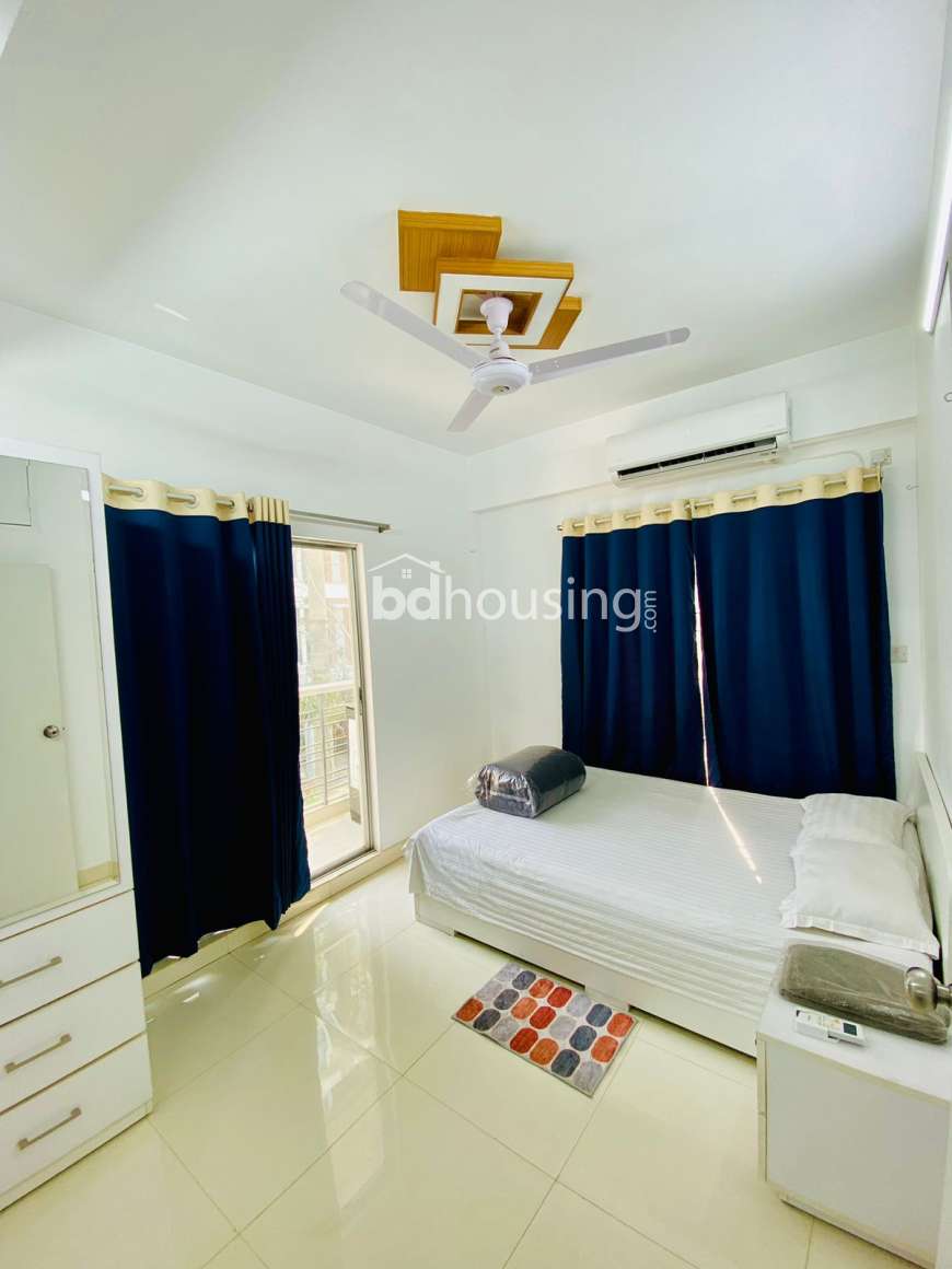 Premium Luxury 4-Bedroom Furnished Apartment for Rent in Bashundhara R/A, Apartment/Flats at Bashundhara R/A