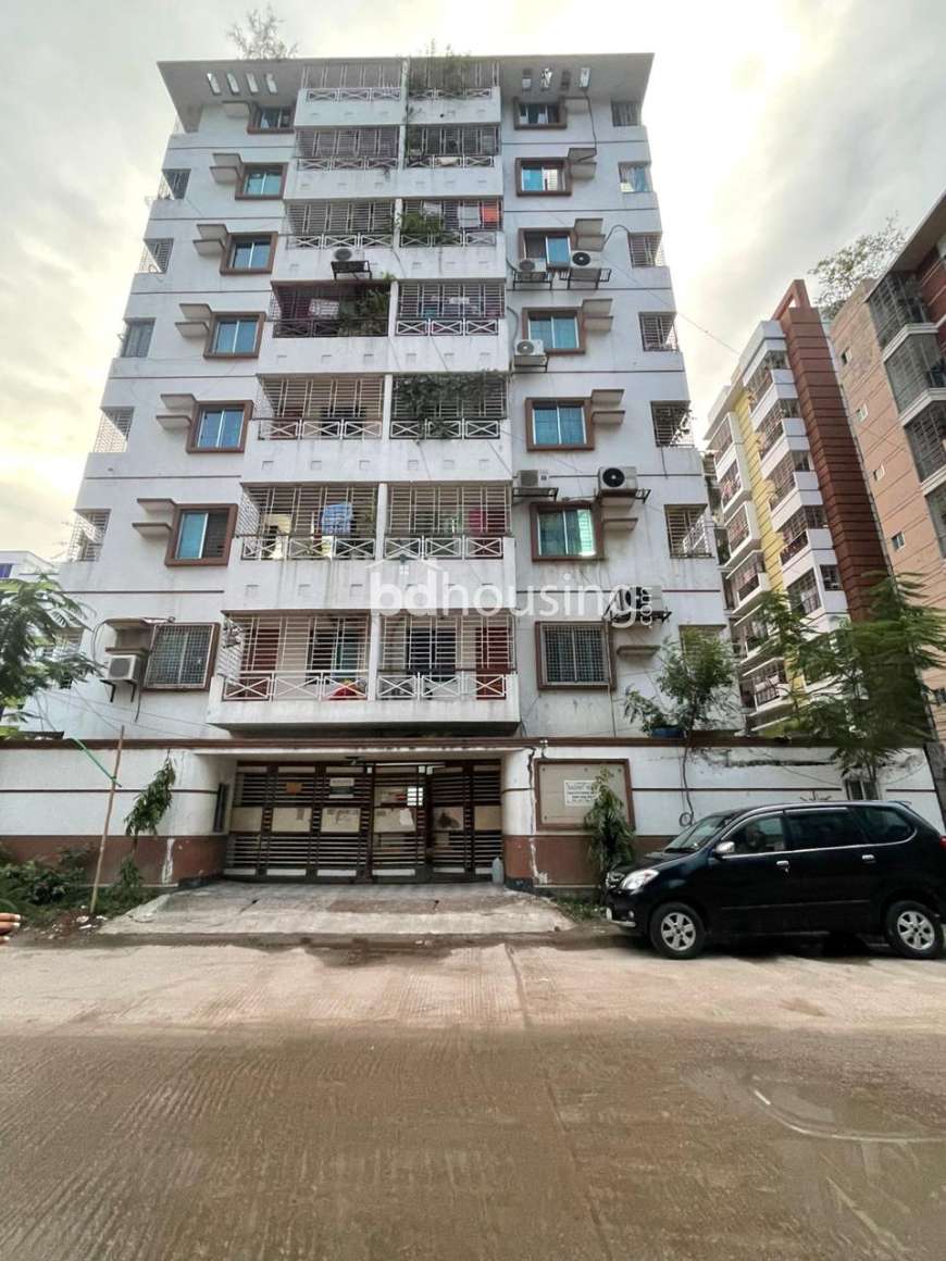 radiantal niloy , Apartment/Flats at Banasree