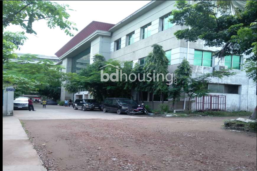 TO-LET: 127K SFT Industrial Complex at Tatki, Rupgonj (3-Storied, Ready for Rent), Commercial Plot at Demra