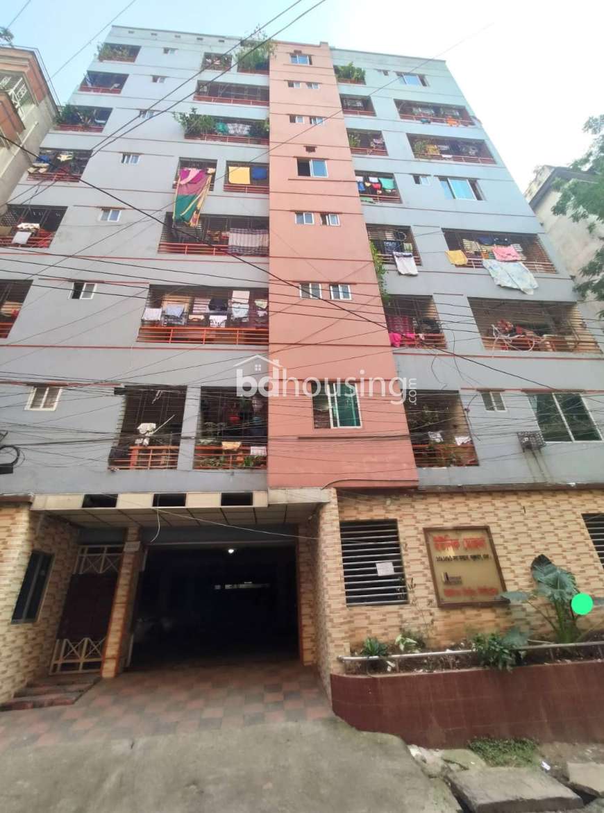 Momotaz Begum, Apartment/Flats at Basabo