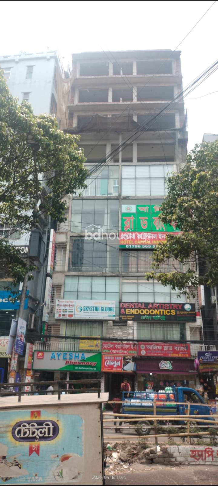 Commercial Floor , Showroom/Shop/Restaurant at Dhanmondi