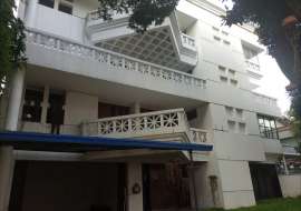 28000 sqft, 6 Beds Ready Independent House for Sale at Baridhara Independent House at 