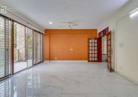 Semi-furnished (1011) Apartment/Flats at Gulshan 01, Dhaka
