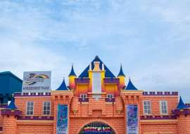 2500 sqft Ready Furnished Restaurant for Rent in Wonderland Amusement Park Showroom/Shop/Restaurant at 