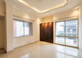 1922 sqft, 3 Beds Ready Apartment/Flats for Sale at Niketon Apartment/Flats at 