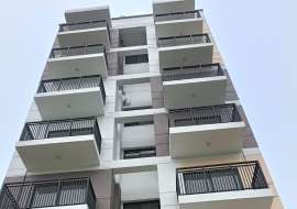  উত্তরা দক্ষিনমুখি  রেডি ফ্ল্যাট কিনুন।  Apartment/Flats at 